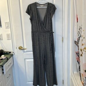 Max Studio crepe jersey jumpsuit in size L